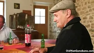 گاڑی میں فيلم سكسي الكسيس لڑکی مشت زنی - 2022-03-02 13:19:04